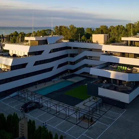 Marina 51 Апартаменты Балатонсемеш